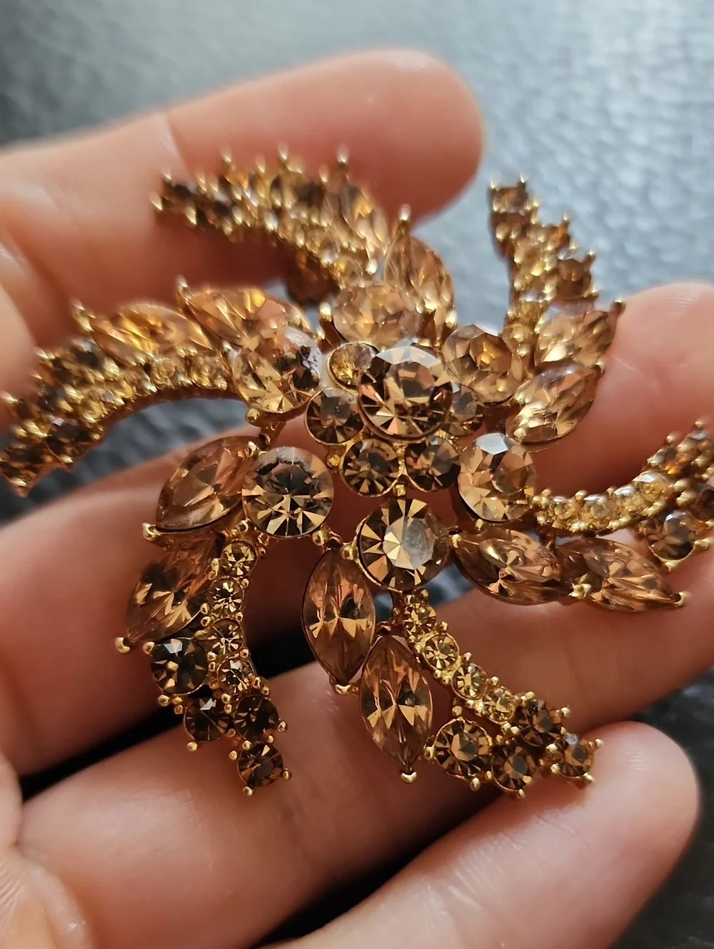 N/A beautiful gold